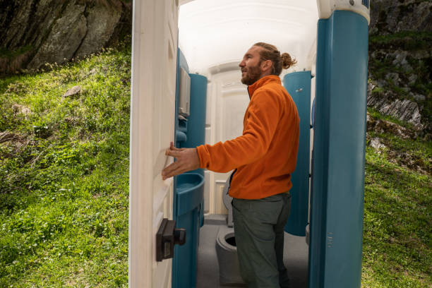 Best Porta potty rental near me  in Negaunee, MI