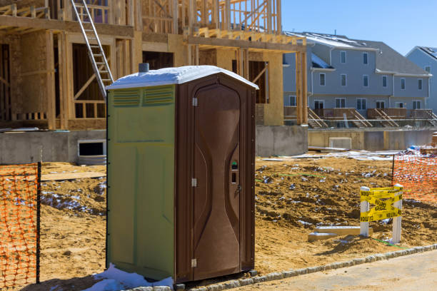 Affordable portable toilet rental in Negaunee, MI