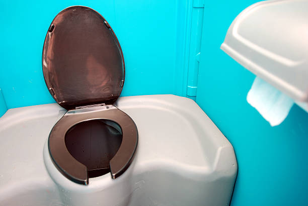 Portable Toilet Options We Offer in Negaunee, MI